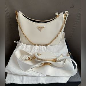 Prada Re-Edition 2005 Saffiano leather bag